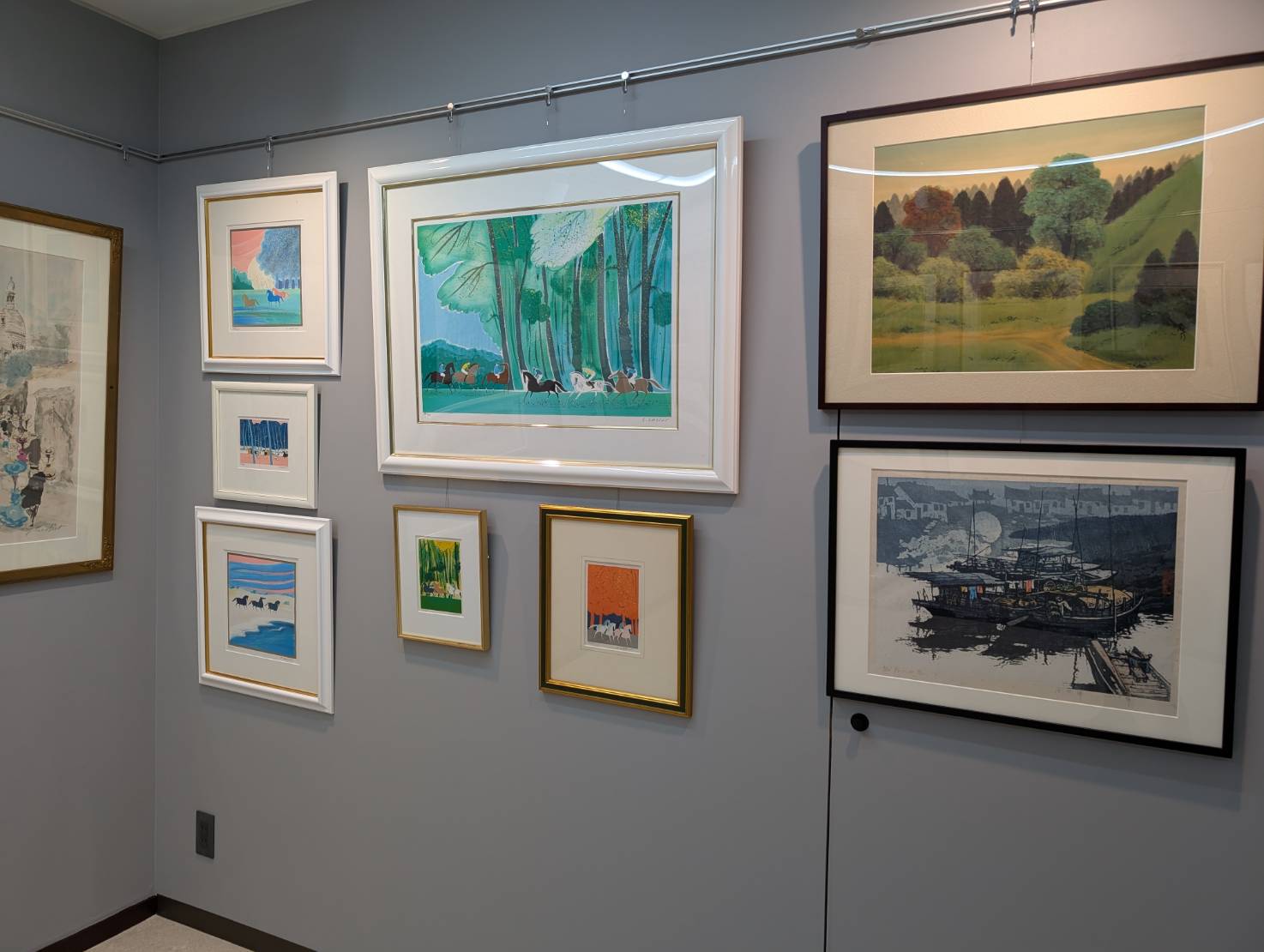絵画館 燦の展示空間
